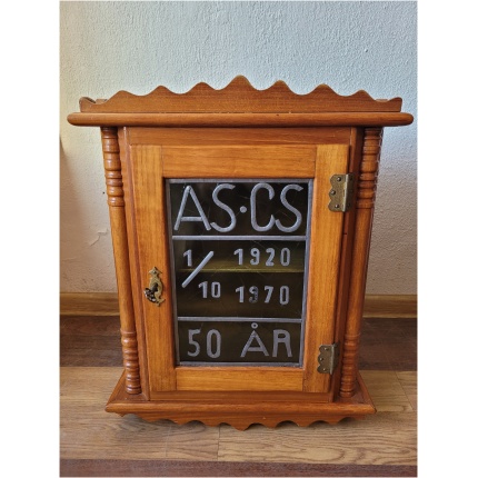 seinakapp täispuidust