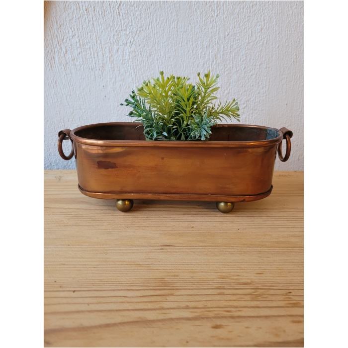 vasest piklik lillepott messing sangadega