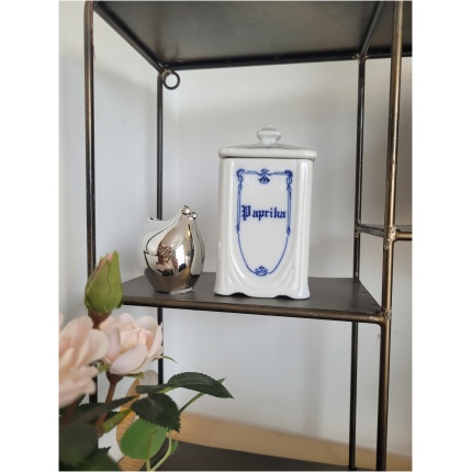 portselanist maitseainepurk