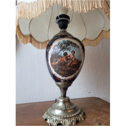 portselanist laualamp