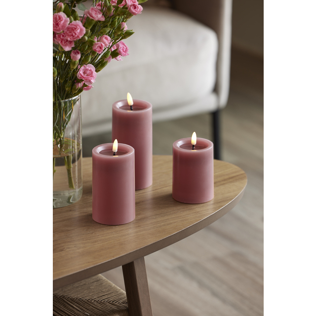 6c506990-4e3c-4dc5-9f88-04da6466fbfe Pale Rose LED-küünal